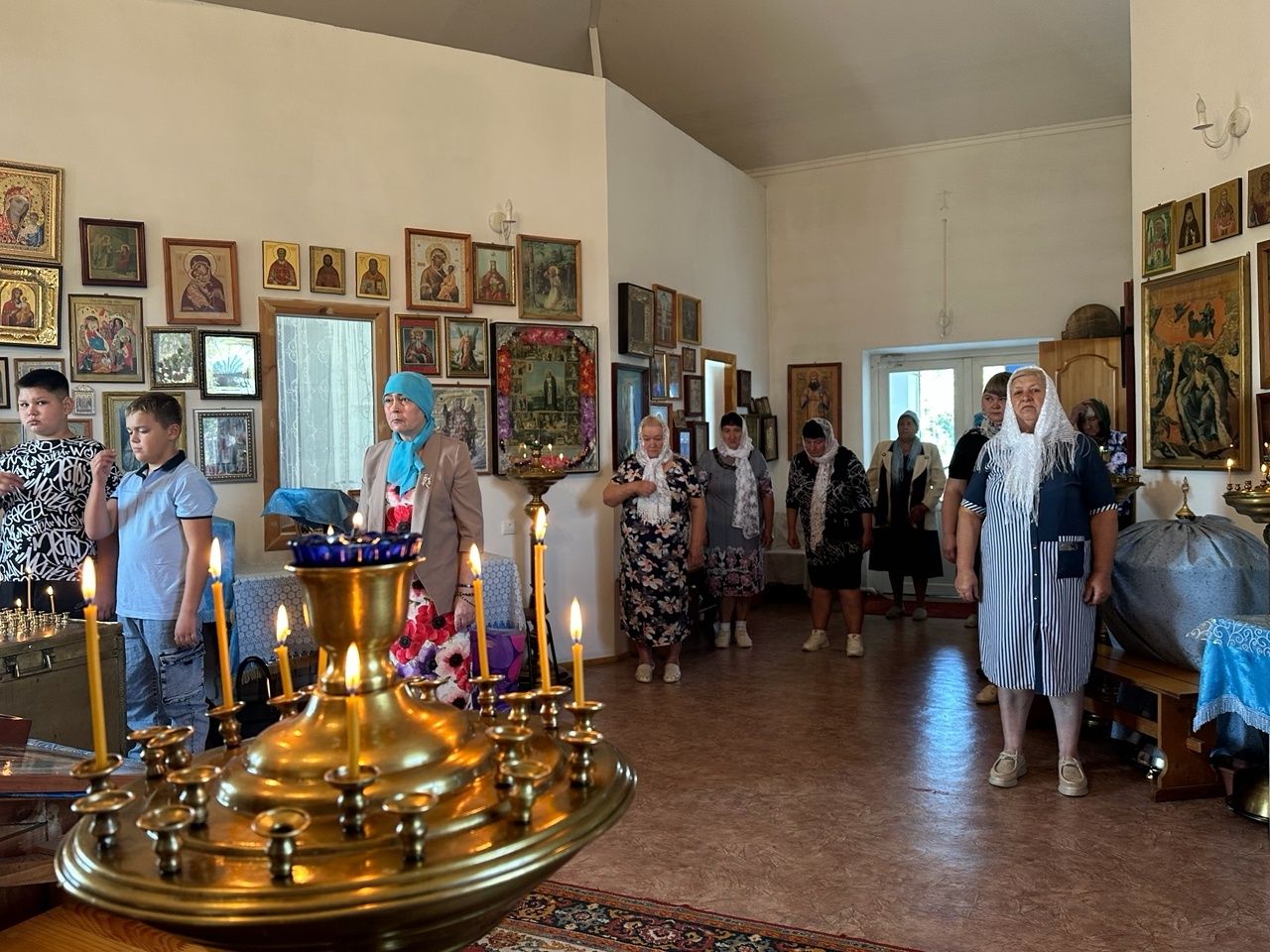 Праздничные богослужения в Казанском храме села Махровка